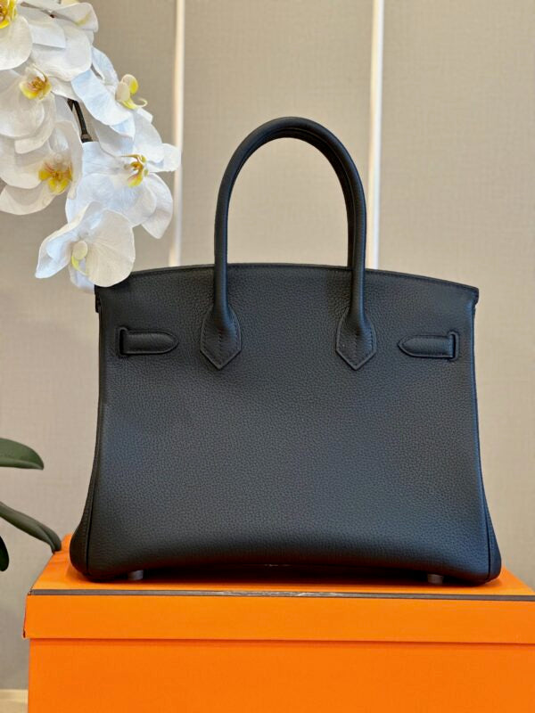HN 30 Black Palladium Hardware