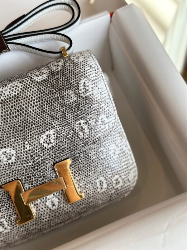 HN 19 Omber Genuine Lizard Leather  Palladium Hardware