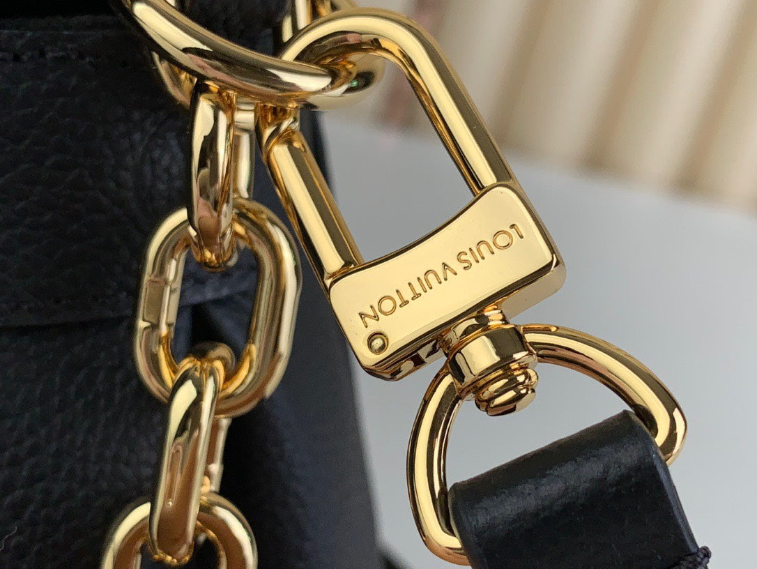 Louis Vuitton LV Favorite Replica Black Handbags 24x14cm