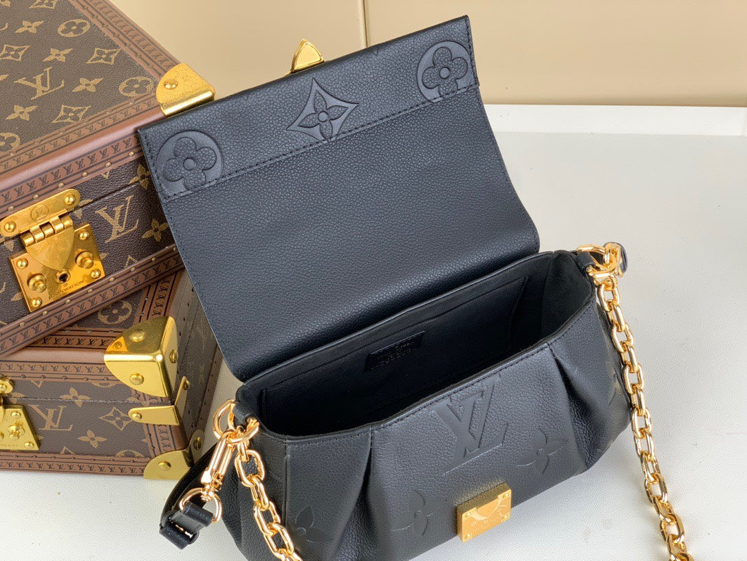 Louis Vuitton LV Favorite Replica Black Handbags 24x14cm