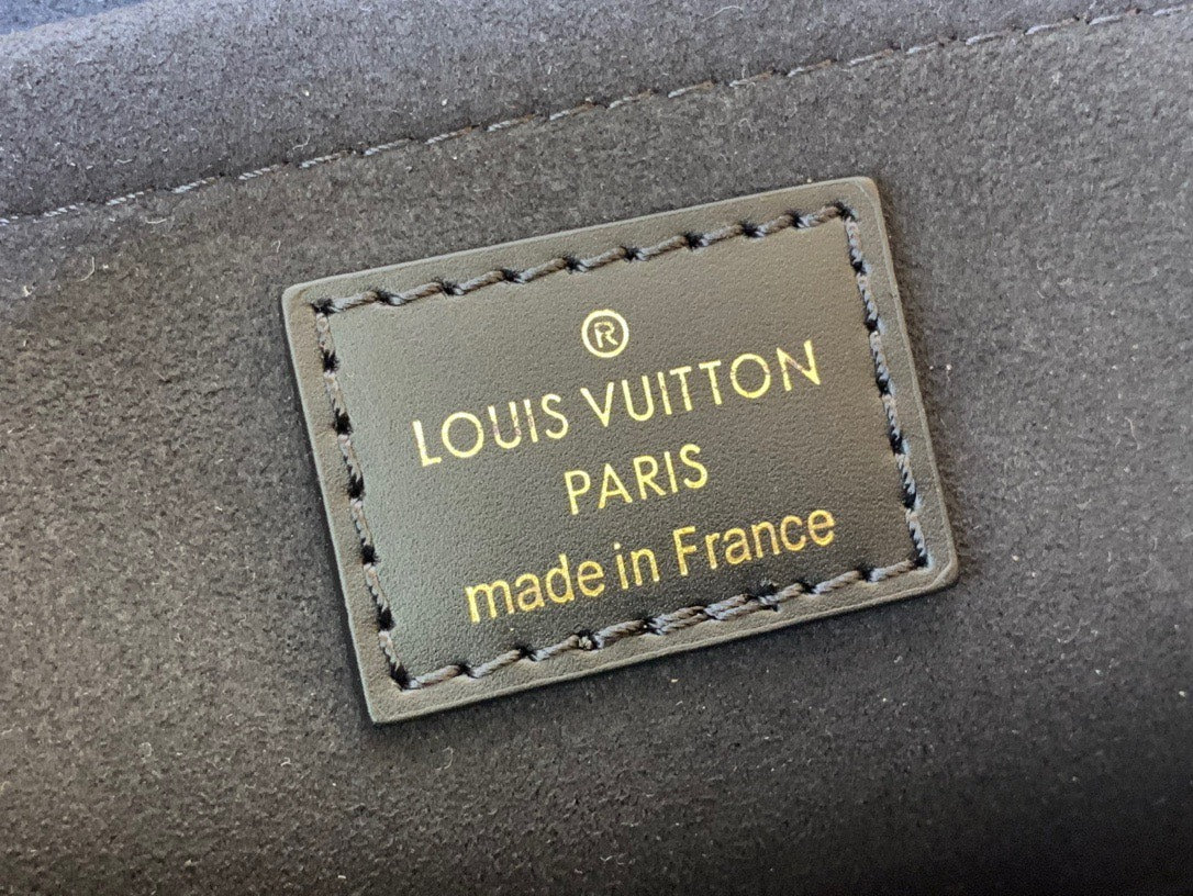 Louis Vuitton LV On The Go Mini Replica Black Handbags 25x13x10cm