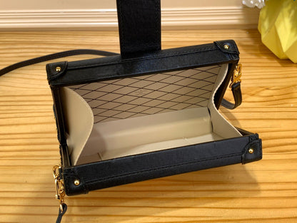 Louis Vuitton LV Petite Musical Pattern Like Auth Handbags 20×12.5x5cm
