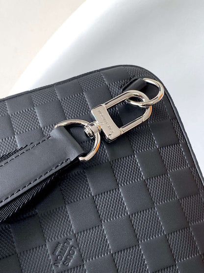 Louis Vuitton LV Avenue Men’s Bag Like Auth Checkerboard Pattern Black 20x31x7cm