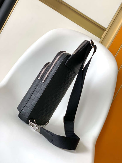 Louis Vuitton LV Avenue Men’s Bag Like Auth Checkerboard Pattern Black 20x31x7cm