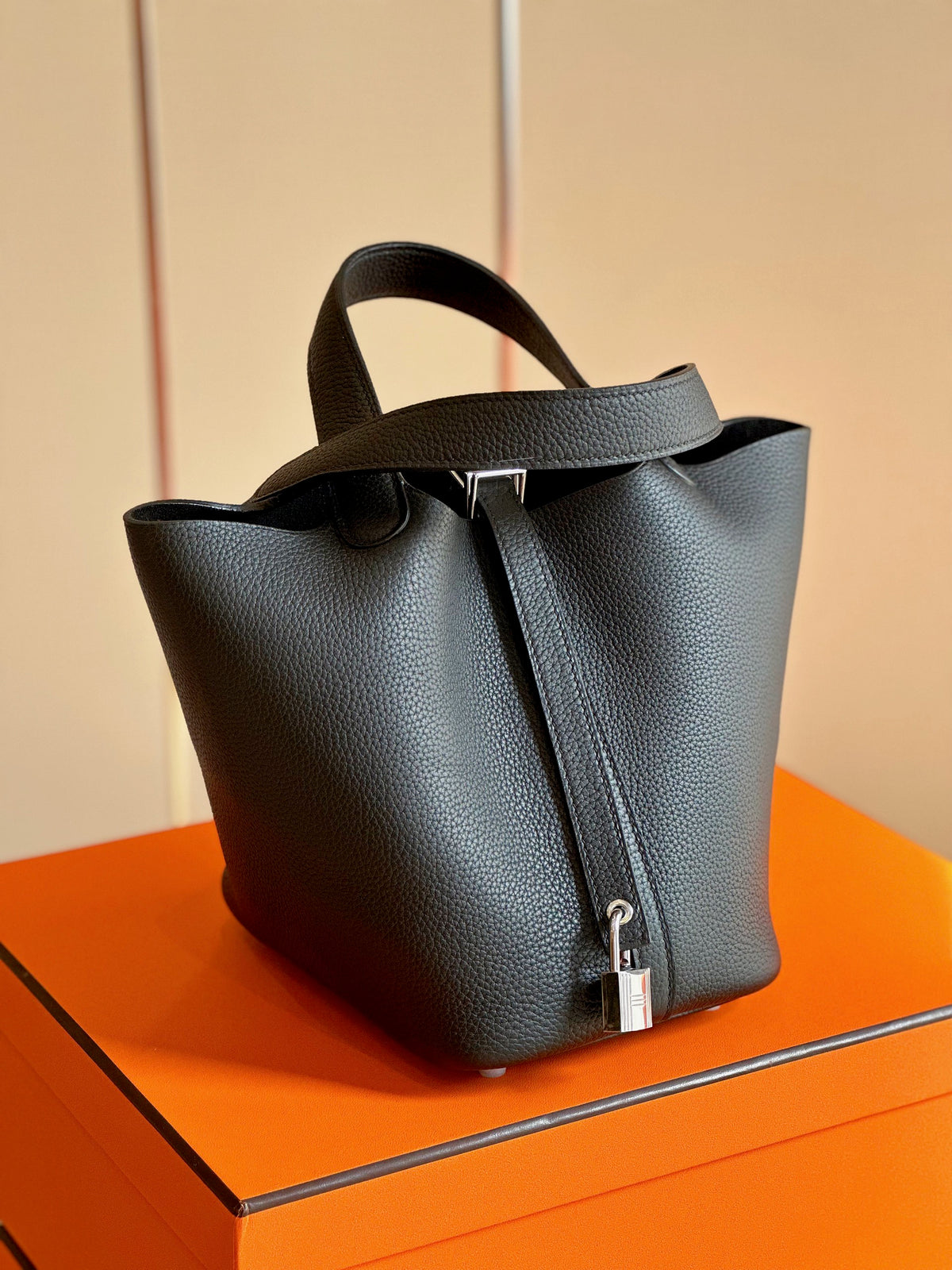 HN 18 Black Togo Leather Sliver Hardware