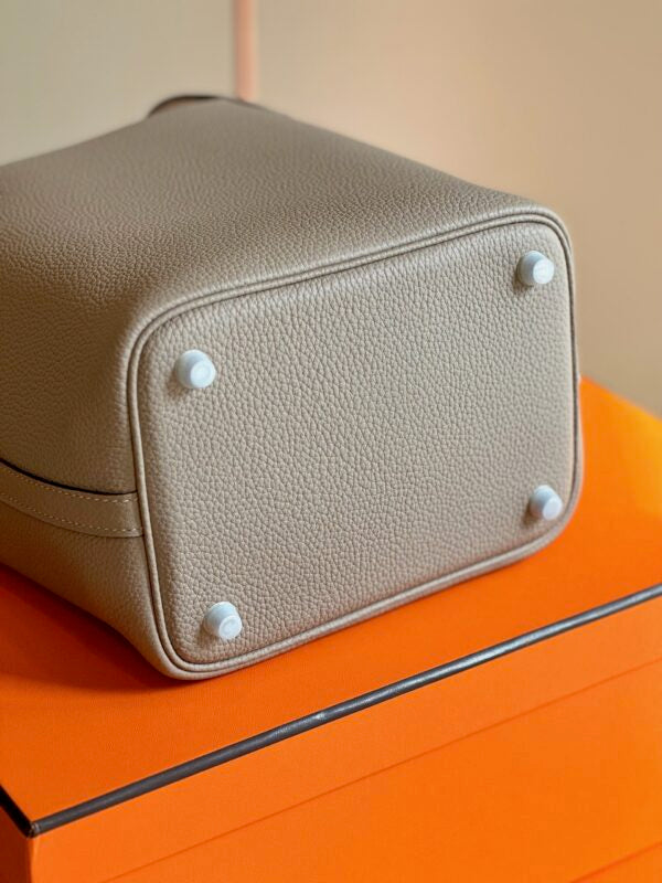 HN 18 Gray togo leather Sliver Hardware