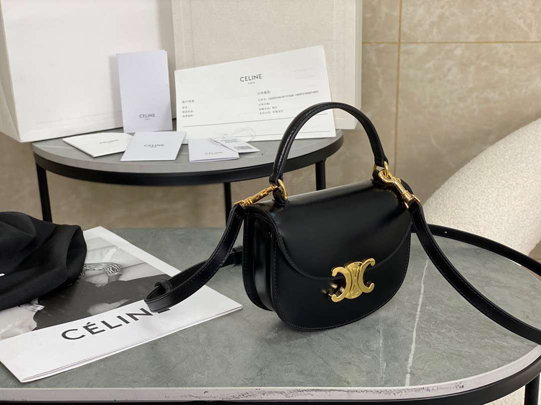 Celine Handle Black Wrinkled Leather 15.5×11.5x5cm