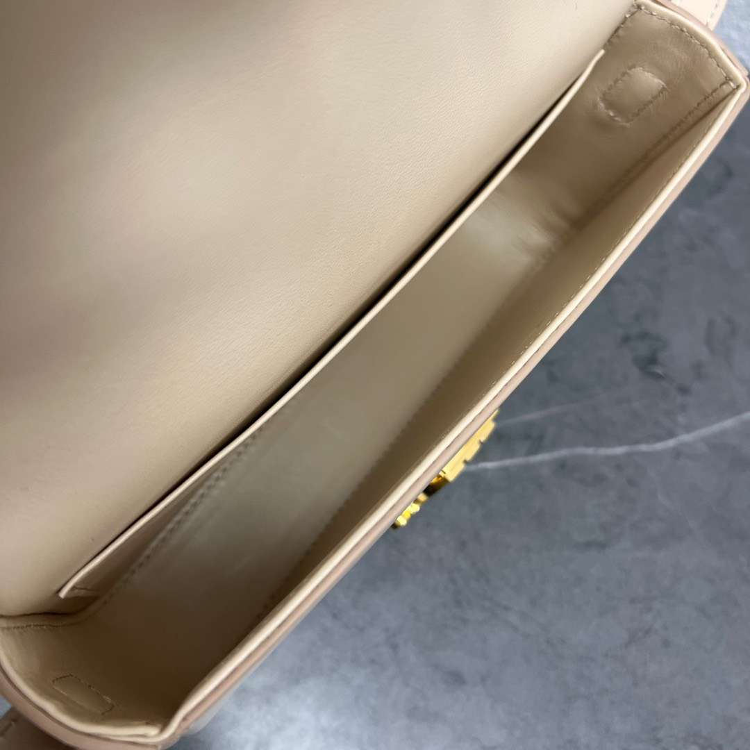 Celine Triomphe Handbag Replica Milky White Super Smooth Leather 20x12cm