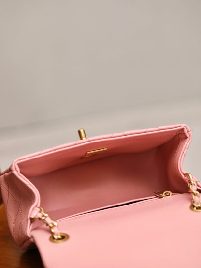 Chanel Classic Flap 18cm Pink Gold Hardware