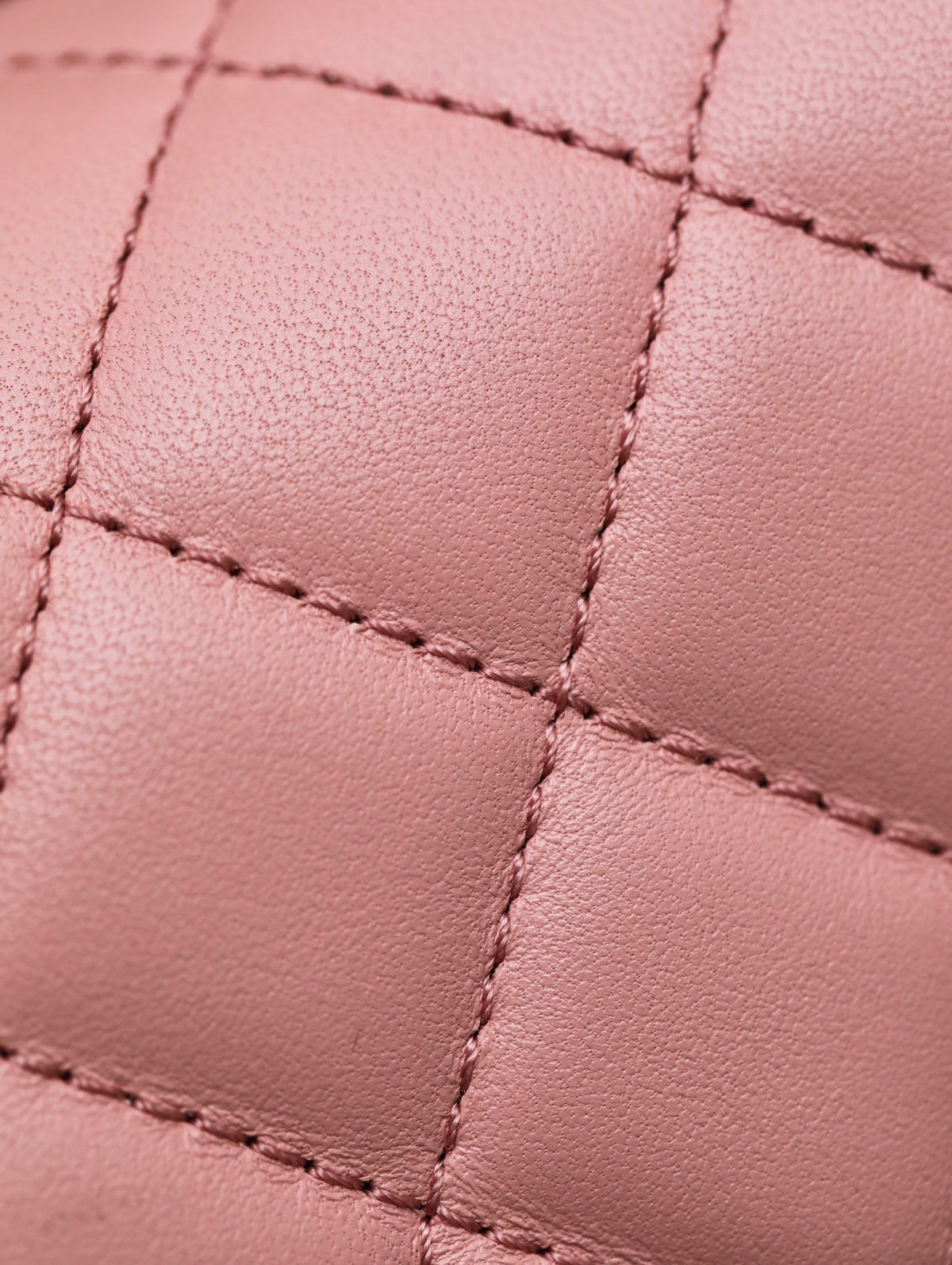 Chanel Classic Flap 18cm Pink Gold Hardware