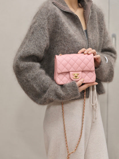 Chanel Classic Flap 18cm Pink Gold Hardware