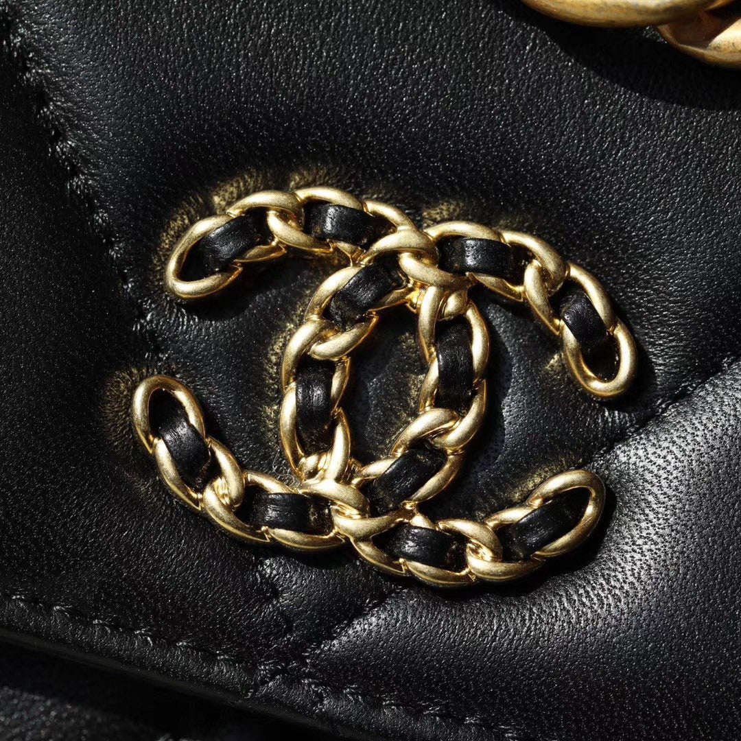 Chanel Woc C19 Handbag Woman’s Lock Gold Black 19cm