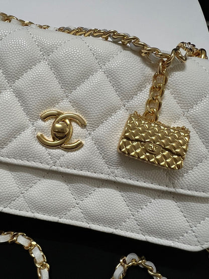 Chanel Woc Charm Handbags White Lizard Skin With Lock Pattern Bag 20cm