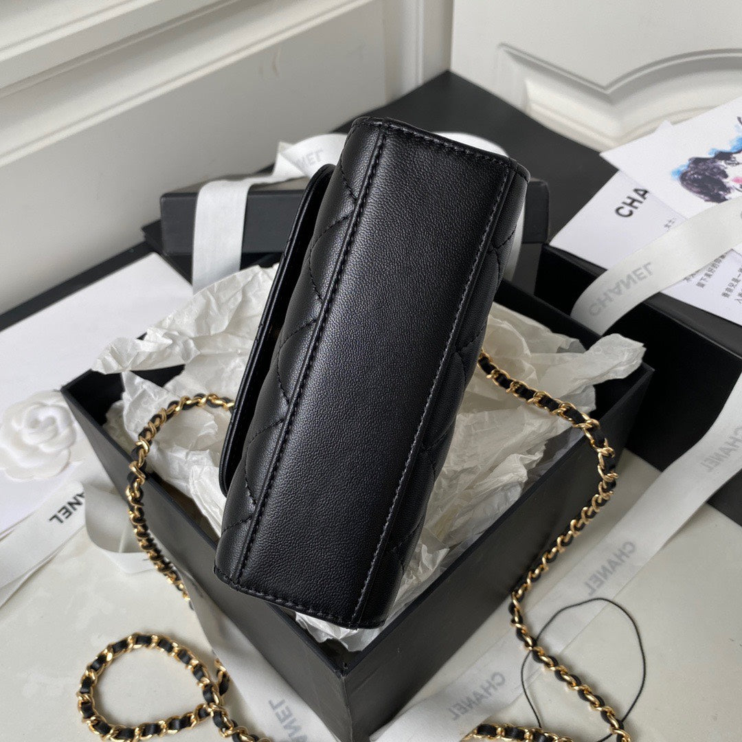 Chanel Woc Pearl Handle Plated Handbags Black Leather With Lock Gold 11.5×14.5×5.5cm
