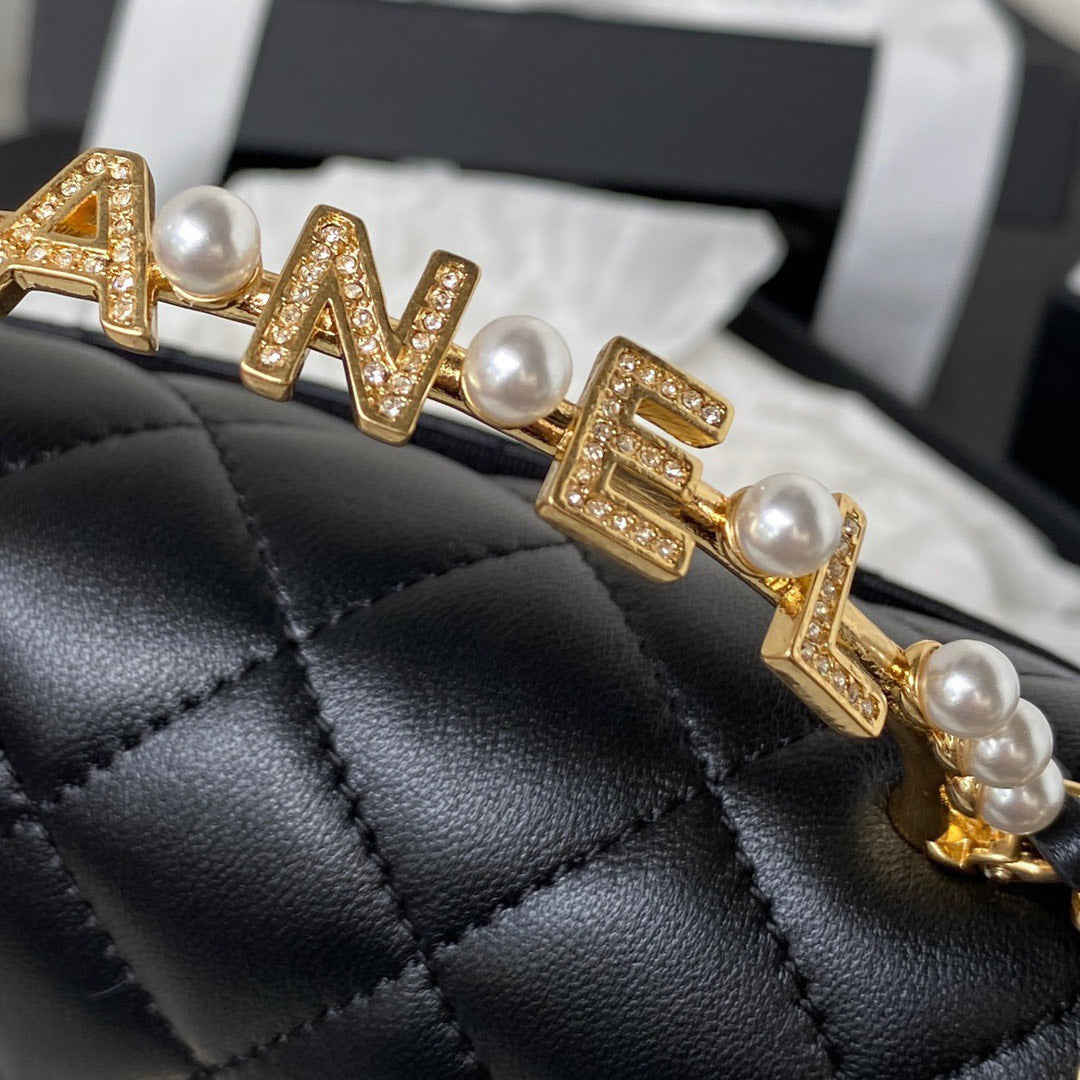 Chanel Woc Pearl Handle Plated Handbags Black Leather With Lock Gold 11.5×14.5×5.5cm
