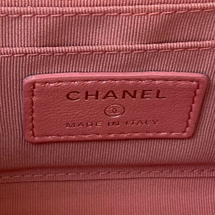 Chanel Woc Pink Handbags With Pearl Handle 11.5×14.5×5.5cm