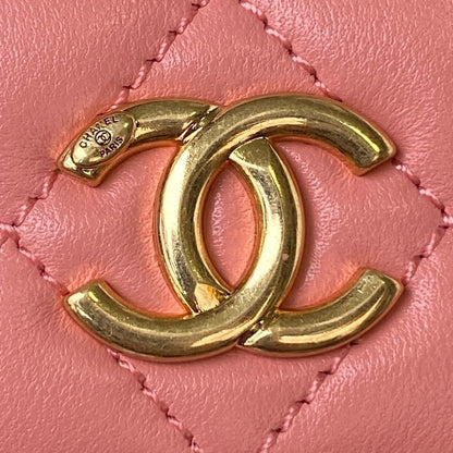Chanel Woc Pink Handbags With Pearl Handle 11.5×14.5×5.5cm