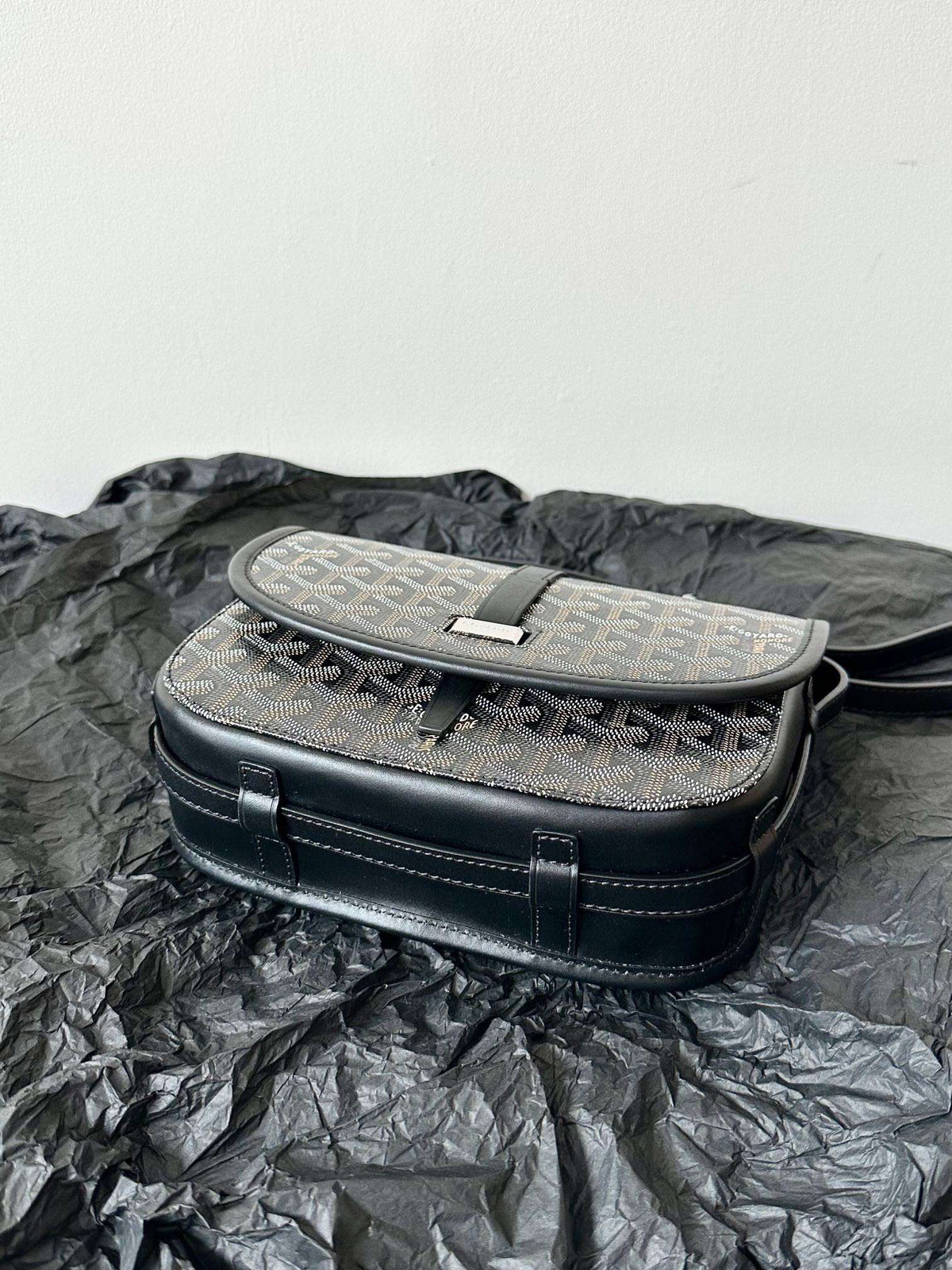 Goyard Black Crossbody Handbag Women’s 22x16x7cm