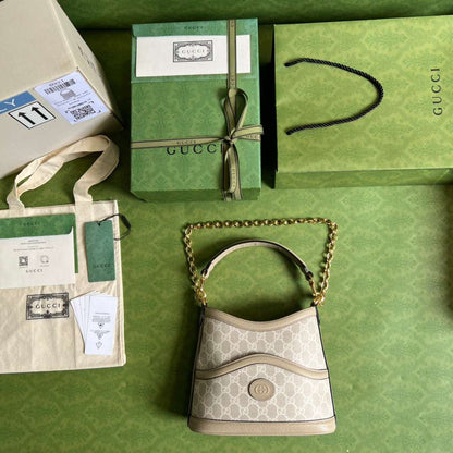 Gucci Handle Bag with Gucci Like Auth Logo Pattern 25x21cm
