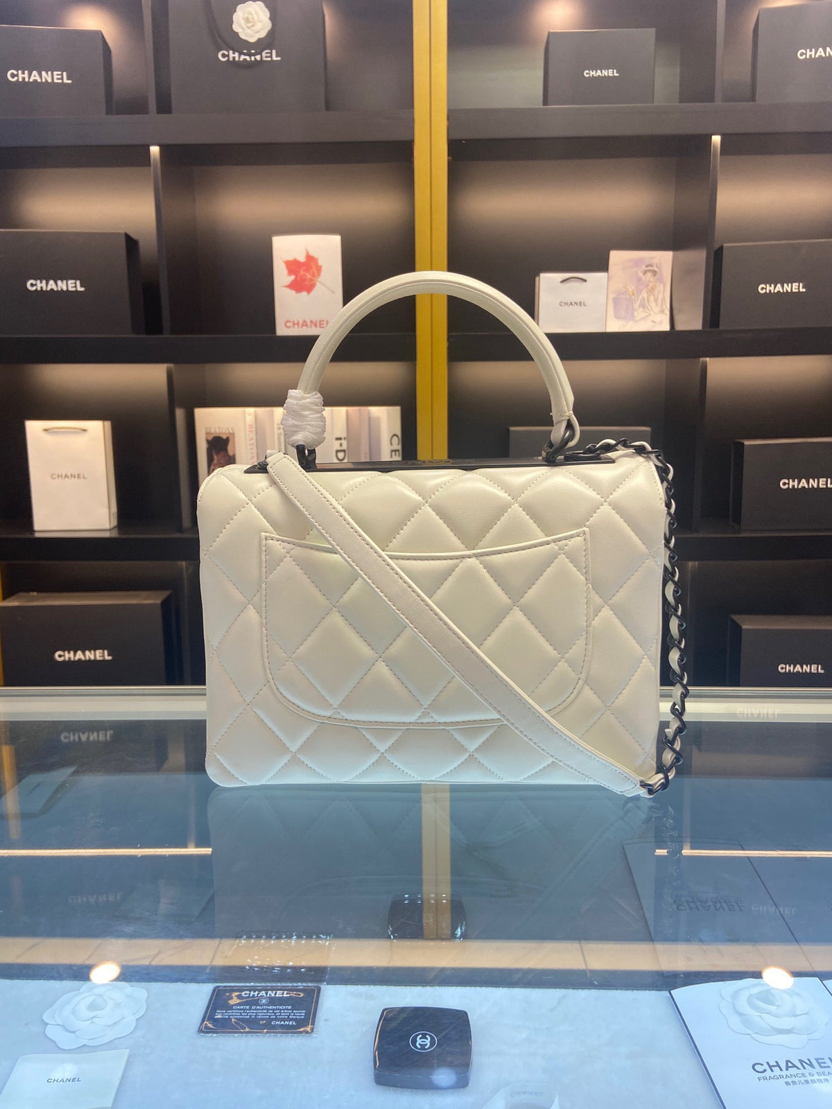 Chanel Trendy White Smooth Leather With Lock Black Handbags 25cm