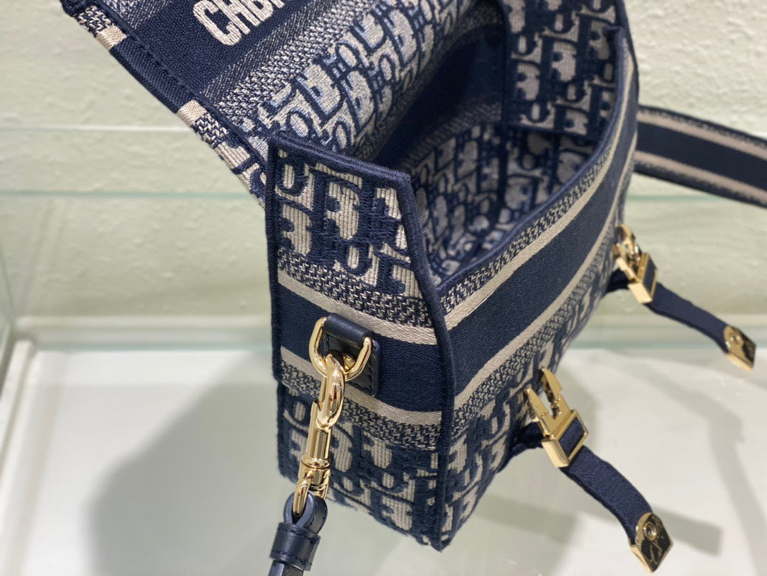 Dior Camp Women’s Canvas Patterned Handbag 25x15x8cm
