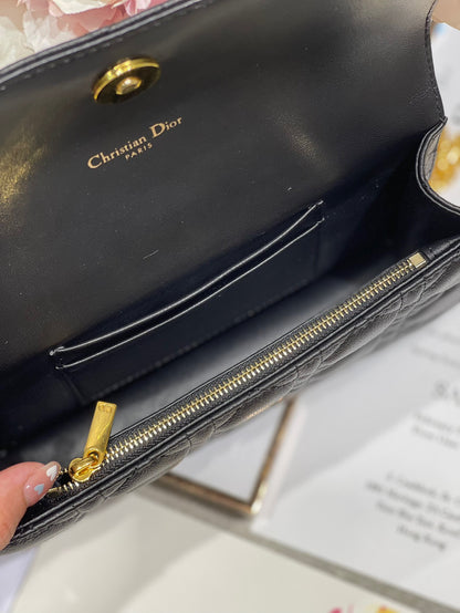 Dior Woc Women’s Black Handbag with Gold Lock 20×11.5×3.5cm