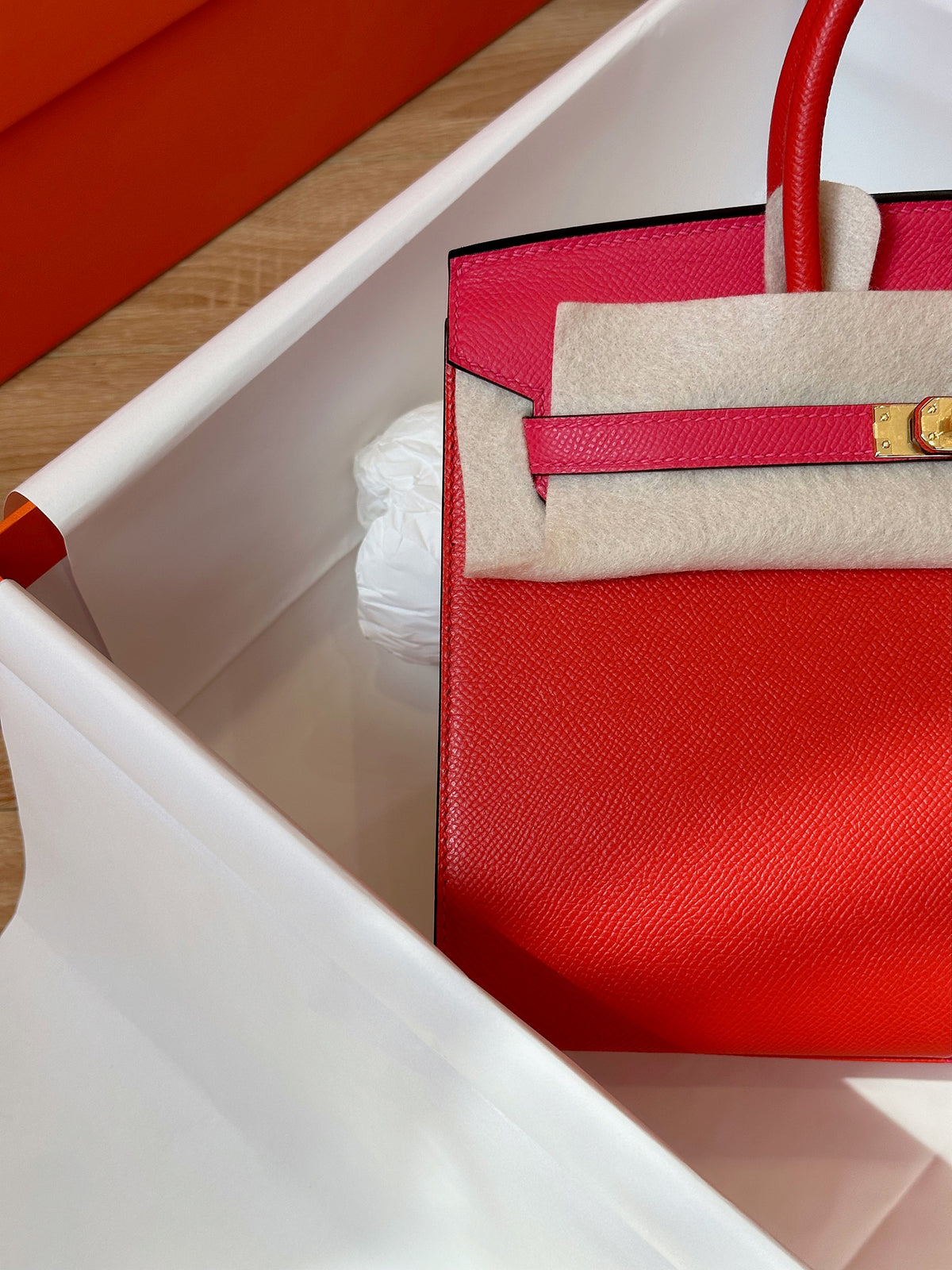 HN 25 Pink/Red Epson Leather Gold Hardware