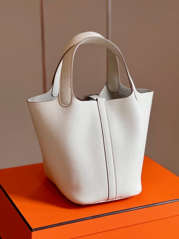 HN 18 White Togo Leather Sliver Hardware
