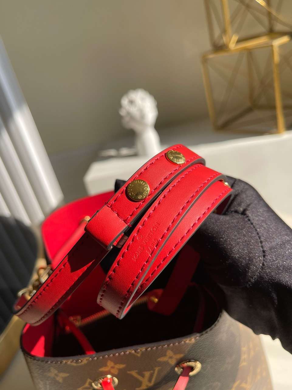 Louis Vuitton LV NeoNoe Handle Red Handbags Monogram 26x22x27cm