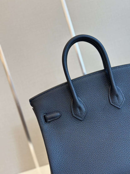 HN 30 Dakr Blue Togo Leather Palladium Hardware