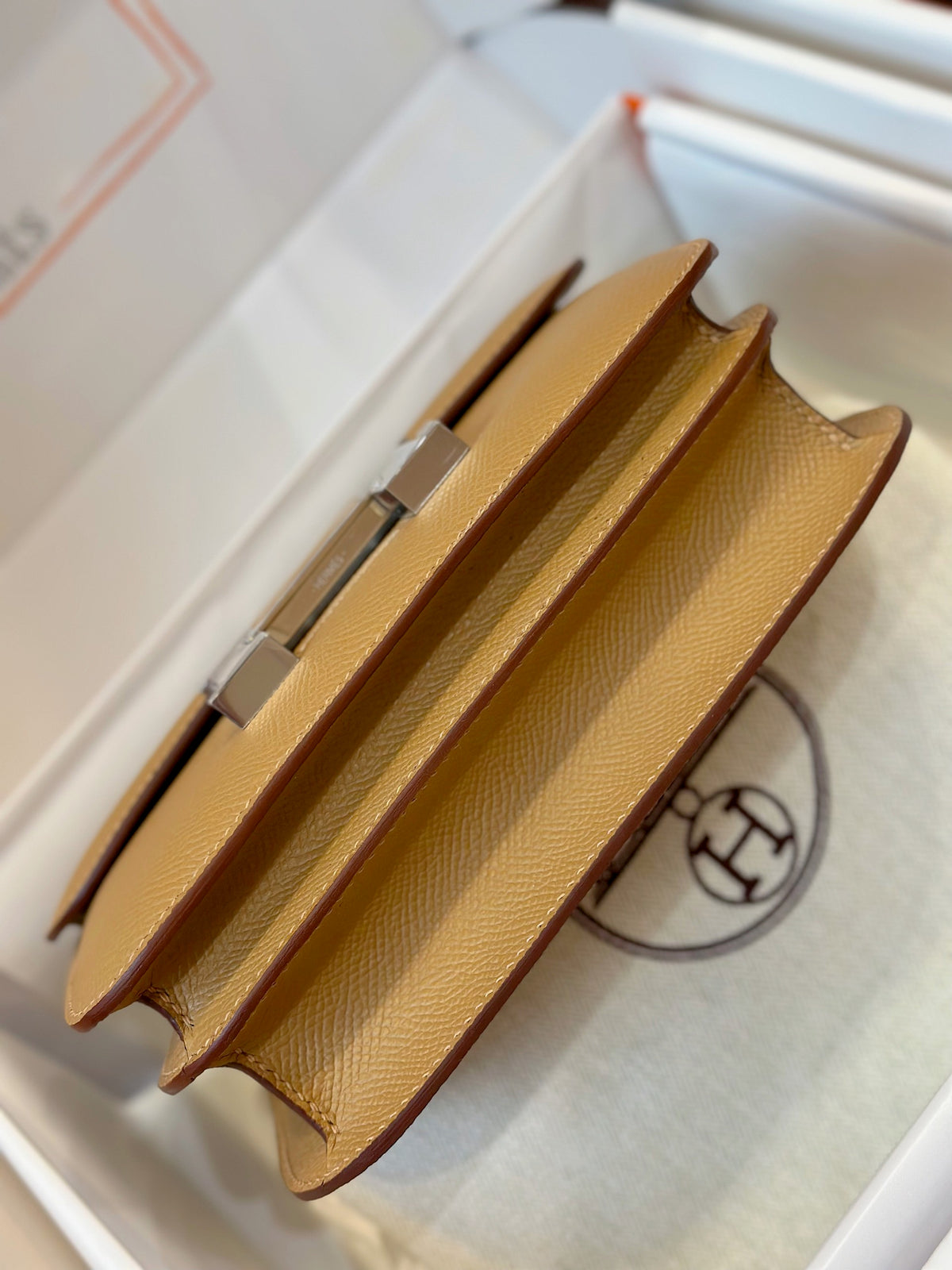HN 19  Brown Epson Leather Palladium Hardware