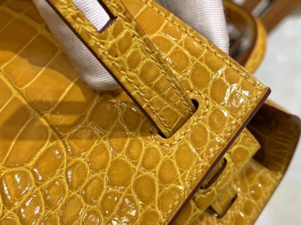 HN 25 Sellier Jaune ambre Genuine Alligator Crocodile skin Gold hardware