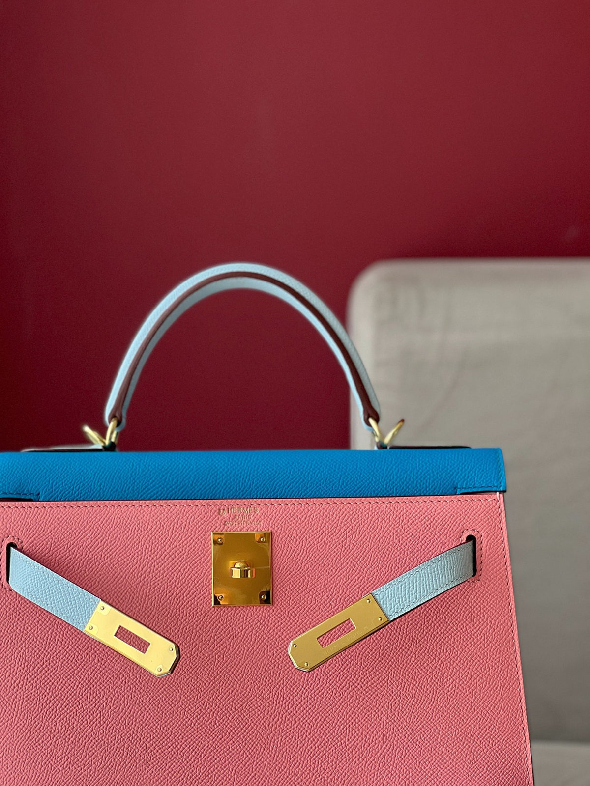 HN 28 Epsom Light Blue/ Electric Blue/Rose Pink Gold Hardware