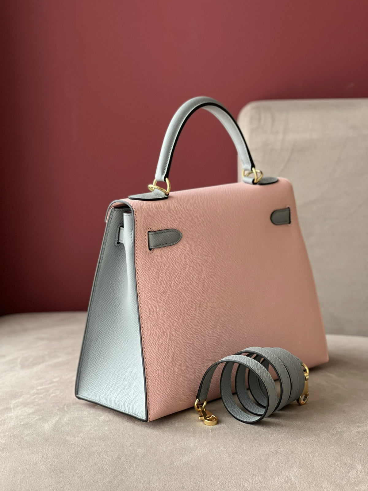 HN 25 Rose Sakura & Gris Perle Chèvre Epsom Leather Gold Hardware