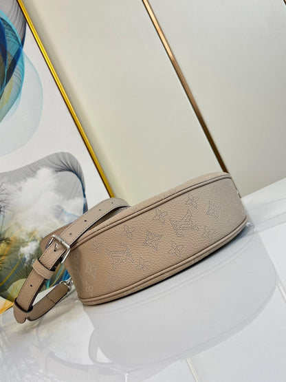 Louis Vuitton LV Baia Mahina Mono Pattern Like Auth Handbags 26x17x7.5cm