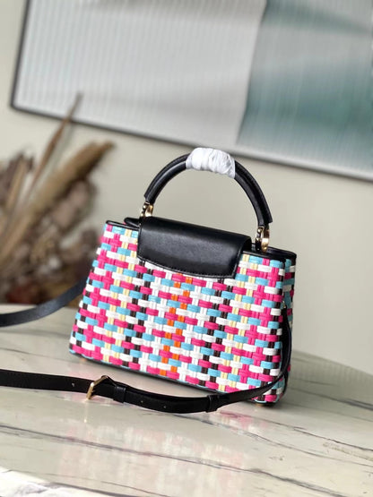 Louis Vuitton LV Capucines Plaid Pattern Handbags 27x18x9cm