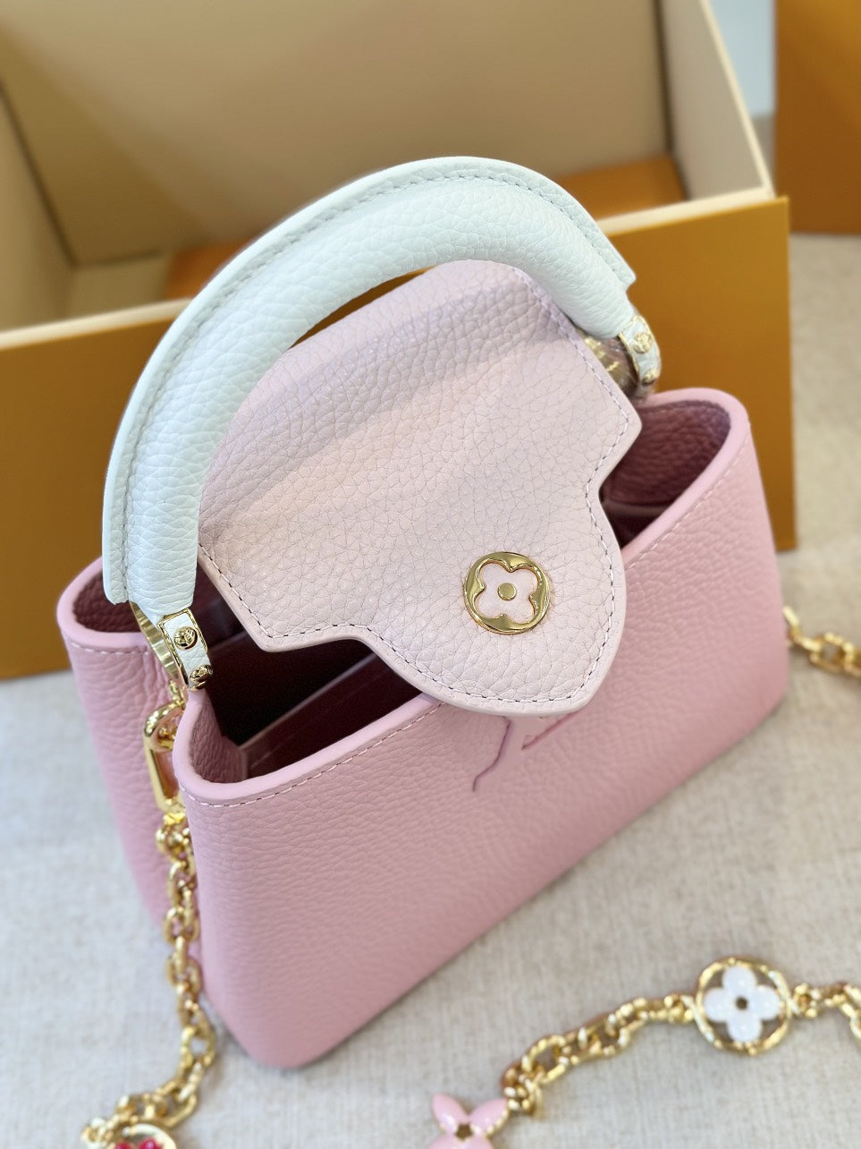 Louis Vuitton LV Capucines Like Auth Handbags Pink Lock Gold 21cm