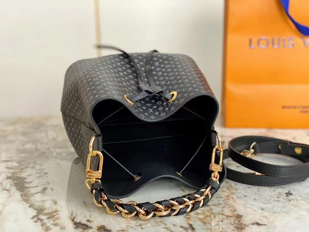 Louis Vuitton LV Neonoe BB Like Auth Black Woman’s Handbags 26cm