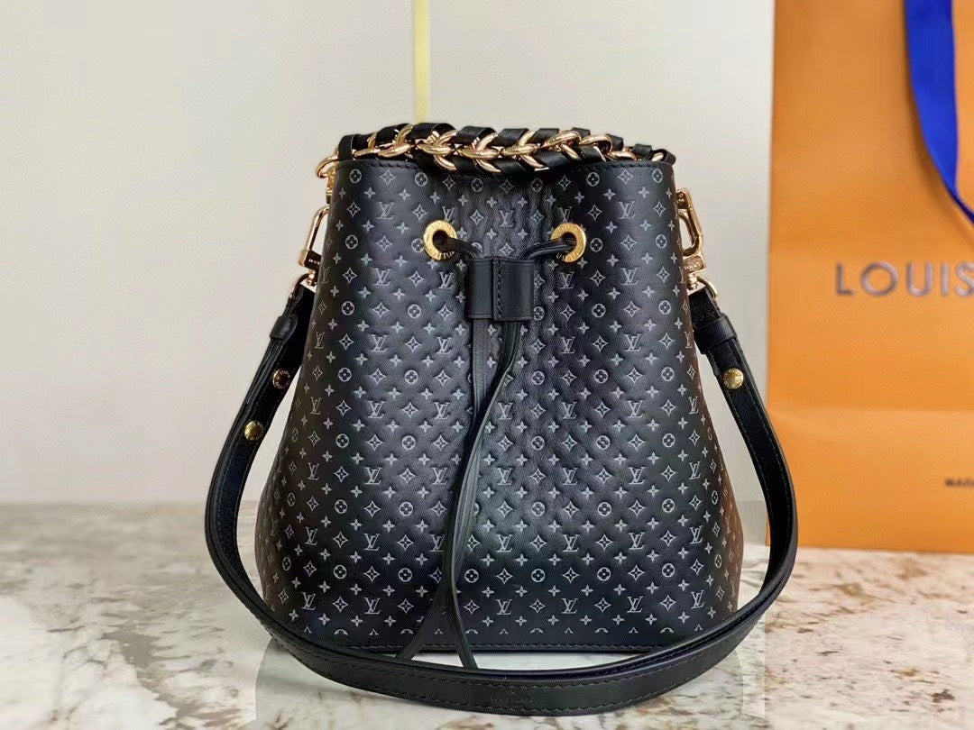 Louis Vuitton LV Neonoe BB Like Auth Black Woman’s Handbags 26cm