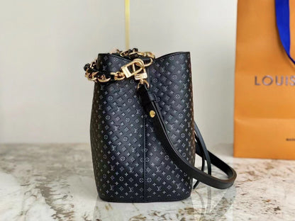 Louis Vuitton LV Neonoe BB Like Auth Black Woman’s Handbags 26cm