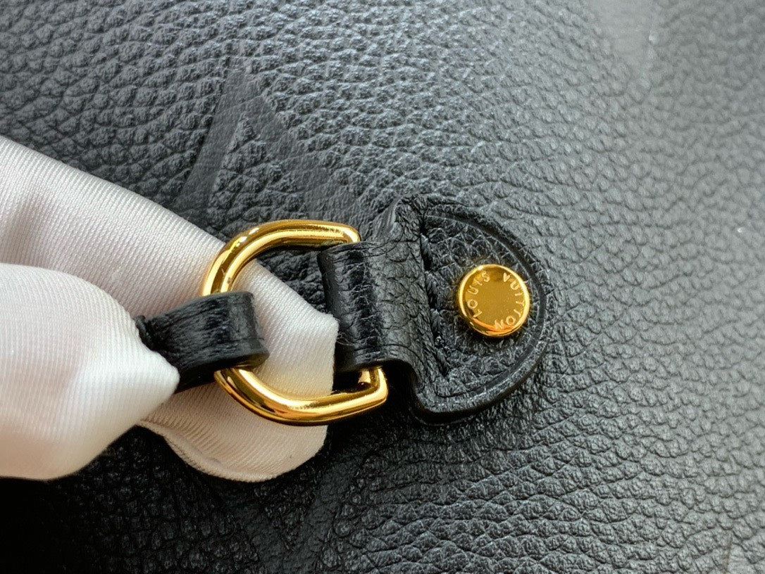Louis Vuitton LV Never Full Black Handbags 32x29x17cm