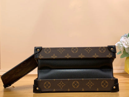 Louis Vuitton LV Petite Malle LV Monogram Pattern Like Auth Handbags 24x16x13cm