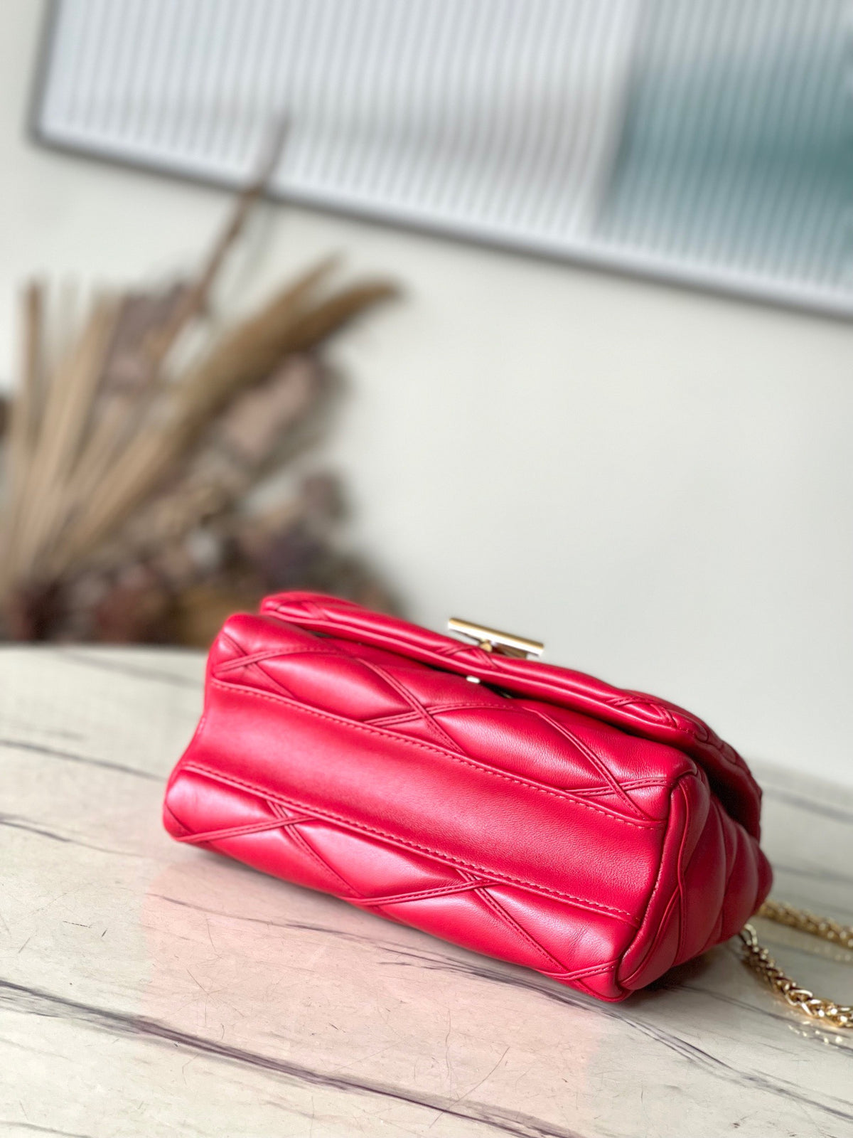 Louis Vuitton LV Twist Like Auth Woman’s Red Handbags Smooth Leather 23cm