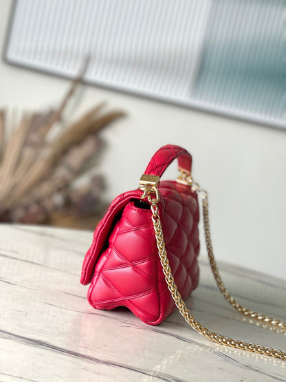 Louis Vuitton LV Twist Like Auth Woman’s Red Handbags Smooth Leather 23cm