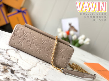 Louis Vuitton LV Vavin Super High Quality Brown Women’s Handbag with Sunken Monogram Pattern 25x18x10cm