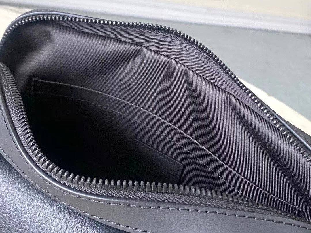 Louis Vuitton LV Fastline Men’s Handbag Black 23.5x18x7cm