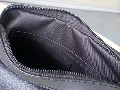 Louis Vuitton LV Fastline Men’s Handbag Black 23.5x18x7cm