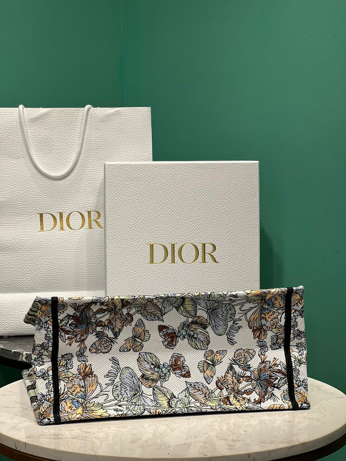 Dior Book Tote Super Quality Women’s Handbag Embroidered Fabric Size 36cm