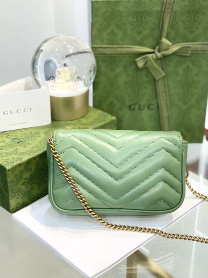 Gucci Marmont Women’s Super Handbag Avocado Color 22cm