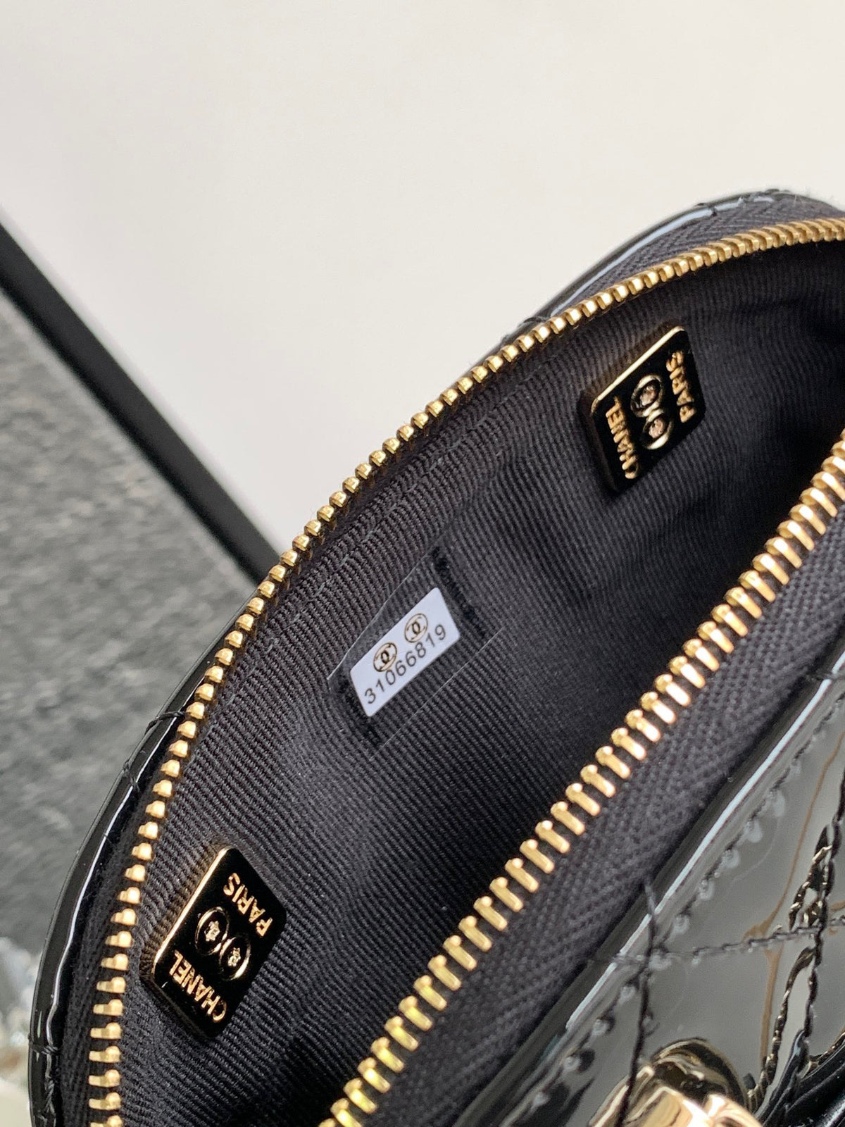 Chanel Alma Mini Shiny Leather Handbags Black Lock Gold 12cm